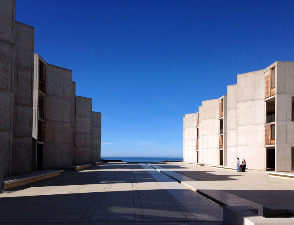 Images of the Salk Institute by Louis Kahn